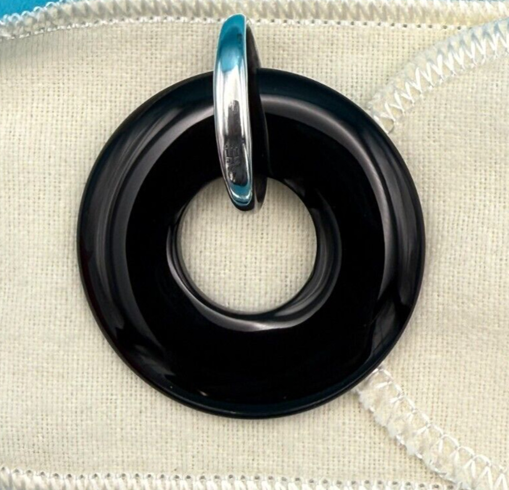 JAMES AVERY RETIRED VINTAGE STERLING SILVER 40MM LARGE BLACK ONYX DISC PENDANT